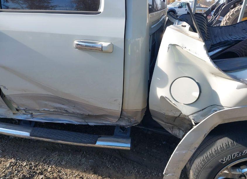 Photo 13 of 2016 Ram 1500 LARAMIE (VIN 1C6RR7NM0GS230452)