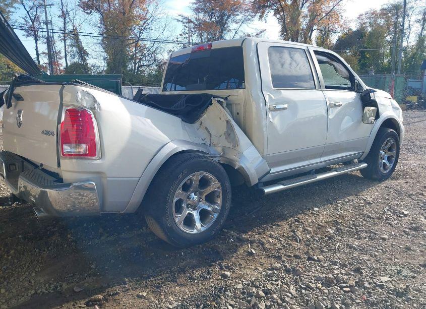 Photo 4 of 2016 Ram 1500 LARAMIE (VIN 1C6RR7NM0GS230452)