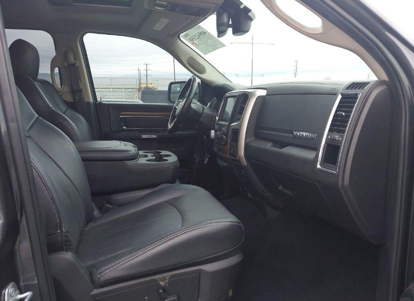 Photo 5 of 2017 Ram 1500 LARAMIE 4X4 5'7 BOX (VIN 1C6RR7NM0HS874504)