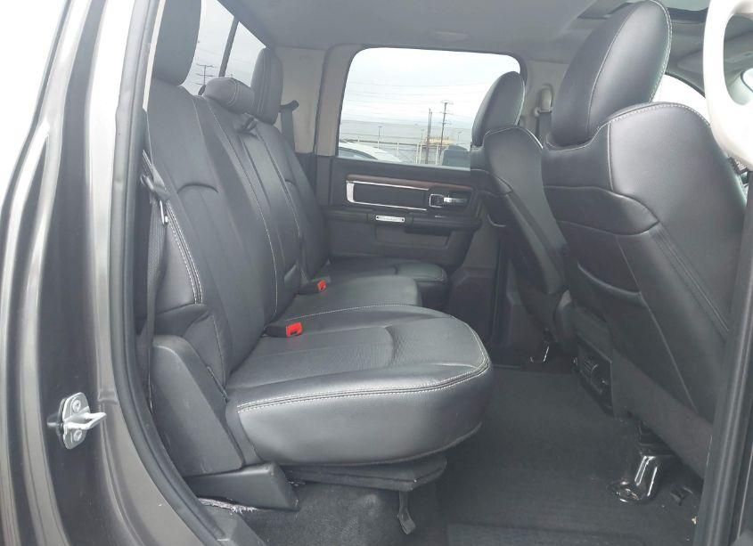 Photo 8 of 2017 Ram 1500 LARAMIE 4X4 5'7 BOX (VIN 1C6RR7NM0HS874504)