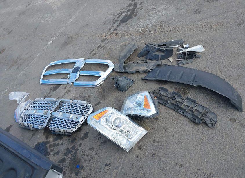 Photo 12 of 2018 Ram 1500 LARAMIE 4X4 5'7 BOX (VIN 1C6RR7NM0JS254404)