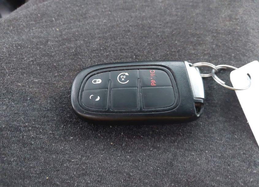 Photo 11 of 2018 Ram 1500 LARAMIE 4X4 5'7 BOX (VIN 1C6RR7NM1JS237059)