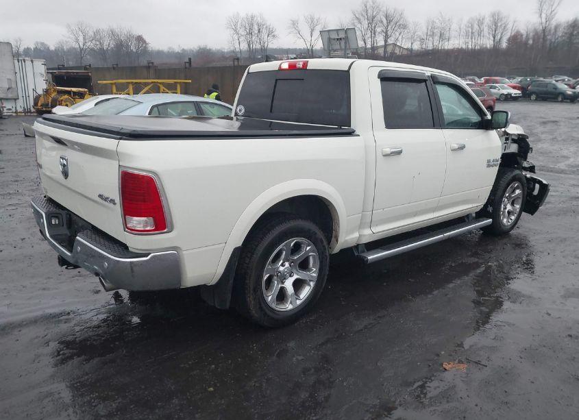 Photo 4 of 2018 Ram 1500 LARAMIE 4X4 5'7 BOX (VIN 1C6RR7NM1JS237059)