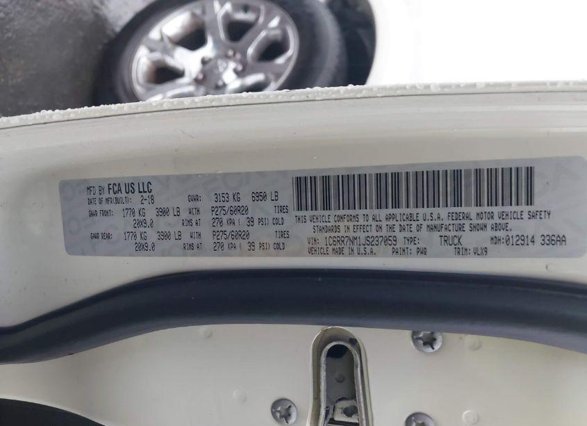 Photo 9 of 2018 Ram 1500 LARAMIE 4X4 5'7 BOX (VIN 1C6RR7NM1JS237059)