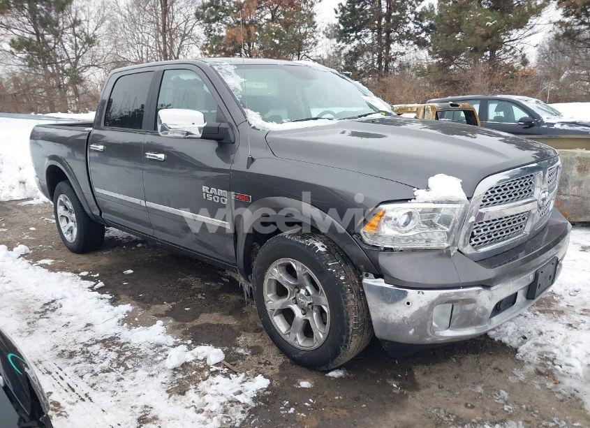 2017 Ram 1500 LARAMIE 4X4 5'7 BOX (VIN 1C6RR7NM2HS754400) main photo