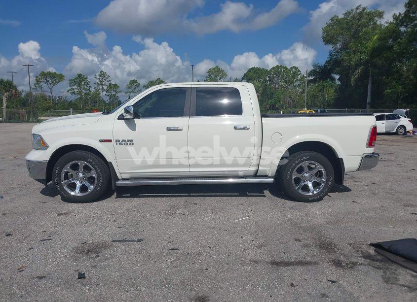 Photo 14 of 2018 Ram 1500 LARAMIE 4X4 5'7 BOX (VIN 1C6RR7NM3JS252825)