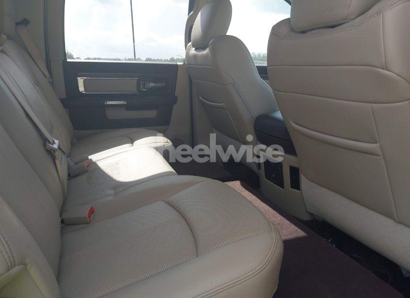 Photo 8 of 2018 Ram 1500 LARAMIE 4X4 5'7 BOX (VIN 1C6RR7NM3JS252825)