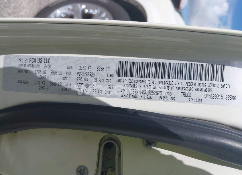 Photo 9 of 2018 Ram 1500 LARAMIE 4X4 5'7 BOX (VIN 1C6RR7NM3JS252825)