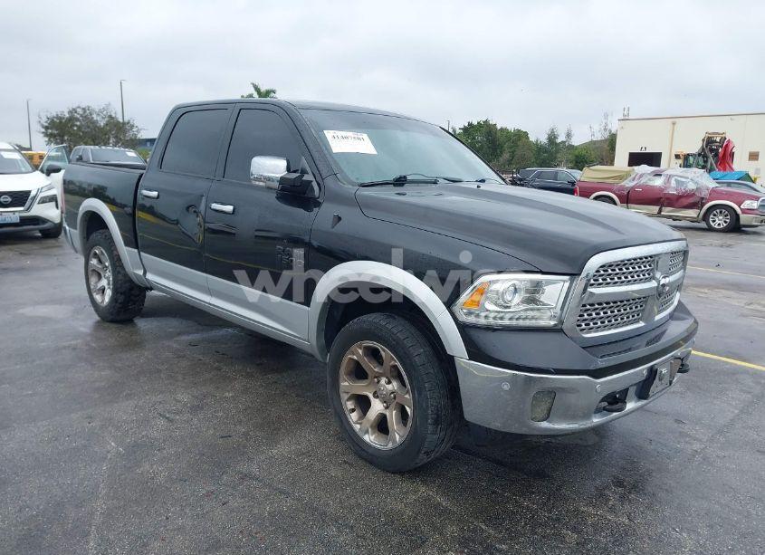2015 Ram 1500 LARAMIE (VIN 1C6RR7NM4FS543549) main photo