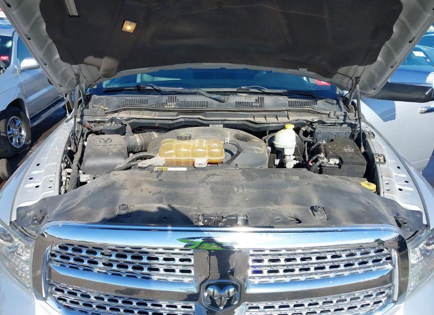 Photo 10 of 2016 Ram 1500 LARAMIE (VIN 1C6RR7NM7GS100068)