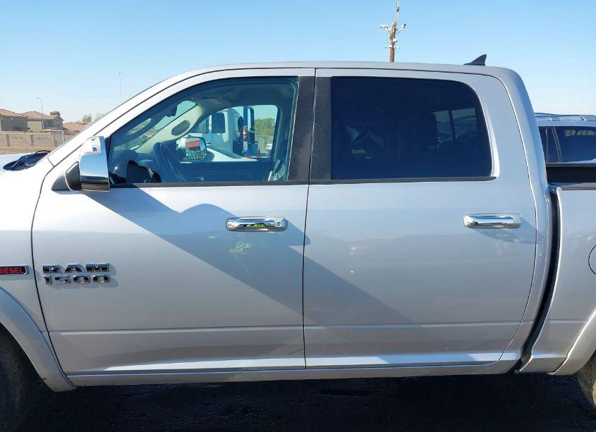 Photo 14 of 2016 Ram 1500 LARAMIE (VIN 1C6RR7NM7GS100068)