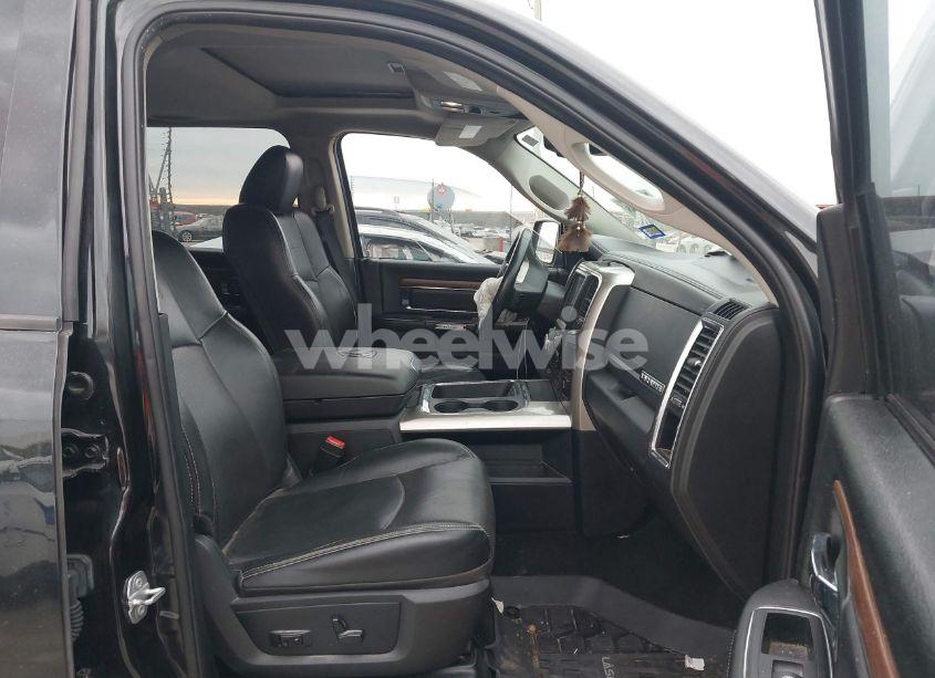 Photo 5 of 2016 Ram 1500 LARAMIE (VIN 1C6RR7NM7GS354329)