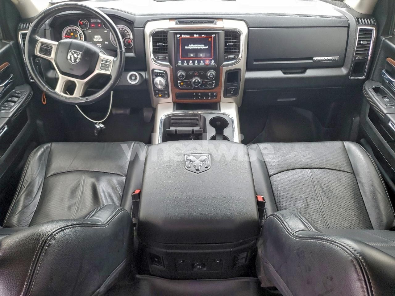 Photo 8 of 2018 RAM 1500 LARAMIE (VIN 1C6RR7NM8JS355061)