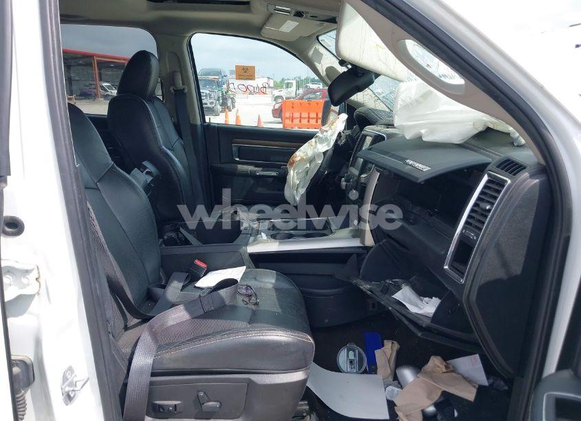 Photo 5 of 2016 Ram 1500 LARAMIE (VIN 1C6RR7NM9GS127353)