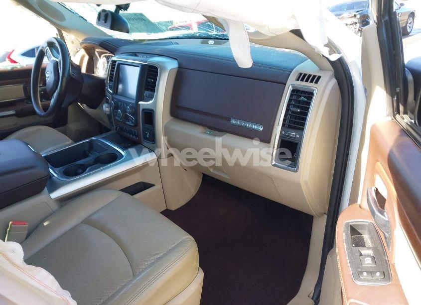 Photo 5 of 2016 Ram 1500 LARAMIE (VIN 1C6RR7NM9GS153970)