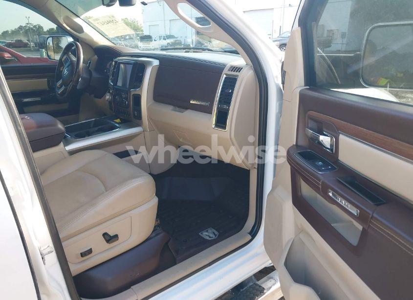 Photo 5 of 2016 Ram 1500 LARAMIE (VIN 1C6RR7NM9GS305455)