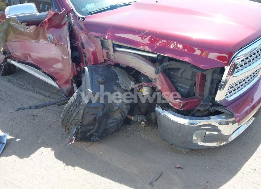 Photo 6 of 2018 Ram 1500 LARAMIE 4X4 5'7 BOX (VIN 1C6RR7NMXJS250991)