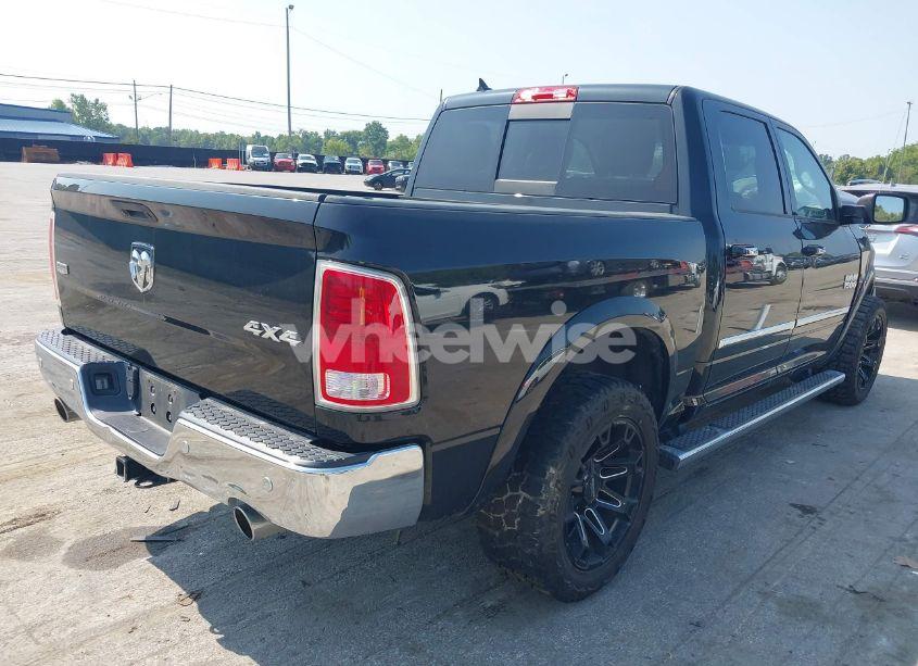 Photo 4 of 2018 Ram 1500 LARAMIE 4X4 5'7 BOX (VIN 1C6RR7NT0JS233169)