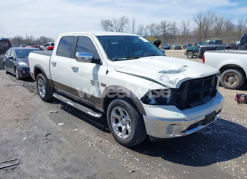 2017 Ram 1500 LARAMIE 4X4 5'7 BOX (VIN 1C6RR7NT1HS803576) main photo