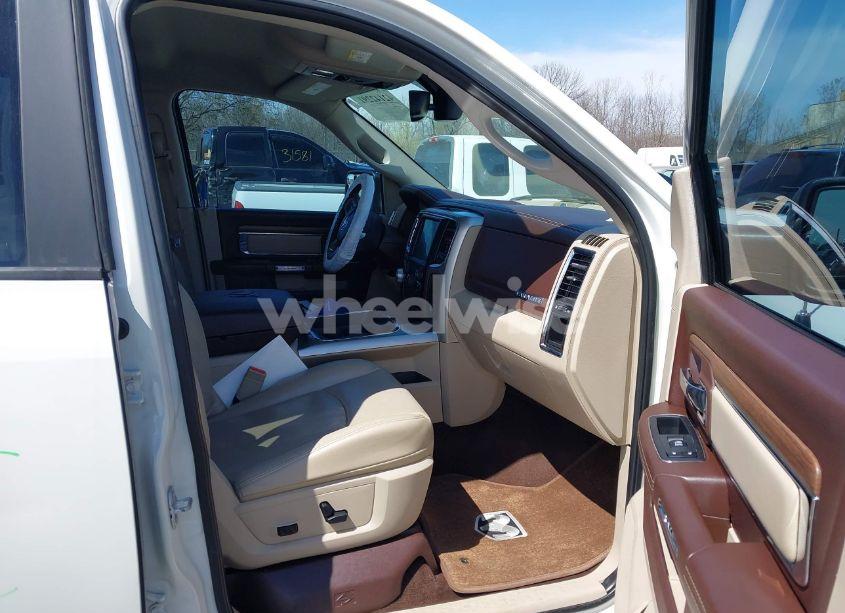 Photo 5 of 2017 Ram 1500 LARAMIE 4X4 5'7 BOX (VIN 1C6RR7NT1HS803576)