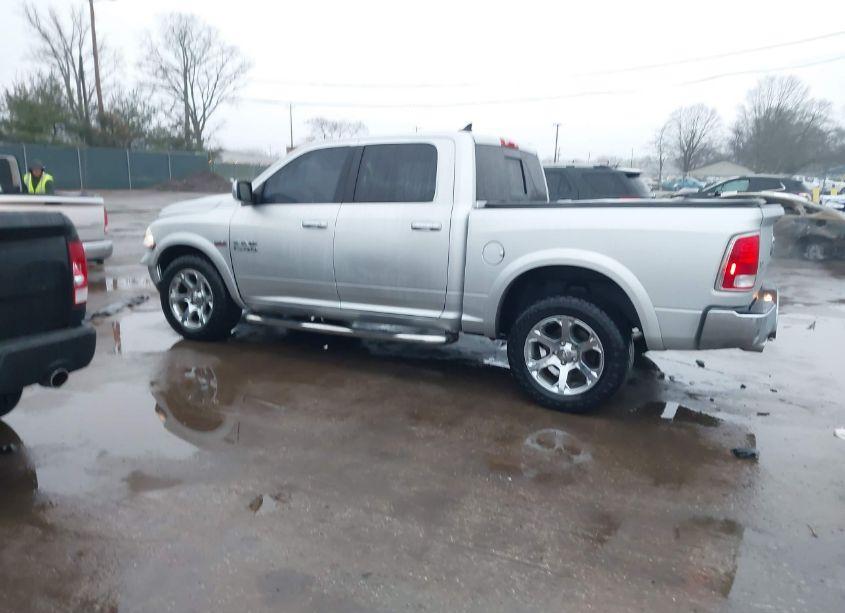 Photo 15 of 2015 Ram 1500 LARAMIE (VIN 1C6RR7NT2FS599044)