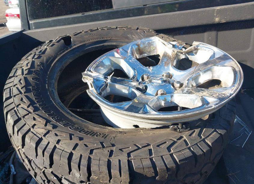 Photo 12 of 2017 Ram 1500 LARAMIE 4X4 5'7 BOX (VIN 1C6RR7NT2HS545682)