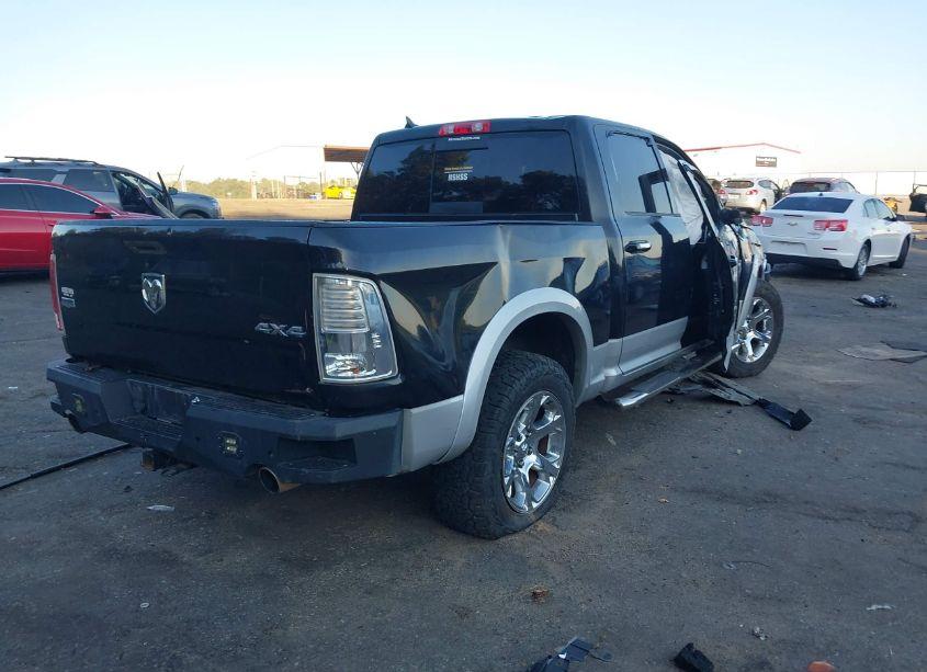 Photo 4 of 2017 Ram 1500 LARAMIE 4X4 5'7 BOX (VIN 1C6RR7NT2HS545682)