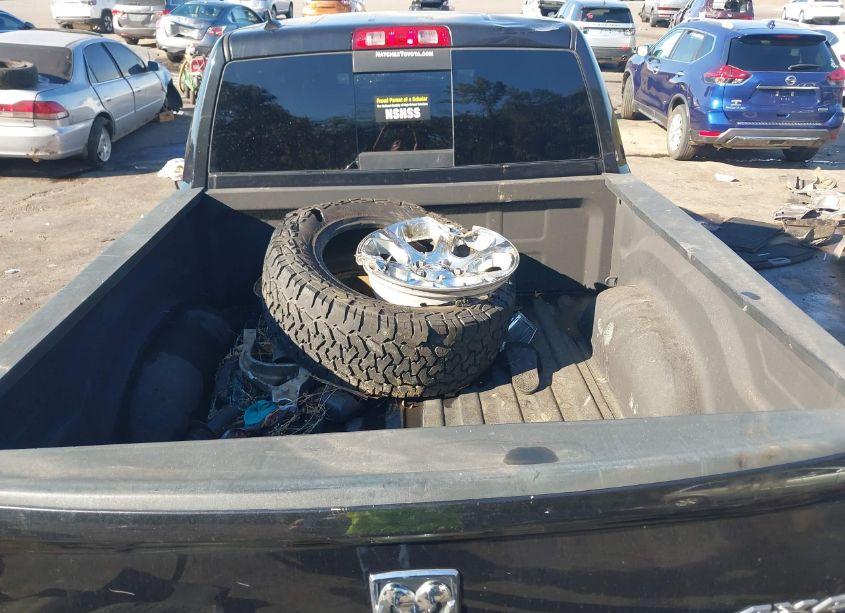 Photo 8 of 2017 Ram 1500 LARAMIE 4X4 5'7 BOX (VIN 1C6RR7NT2HS545682)