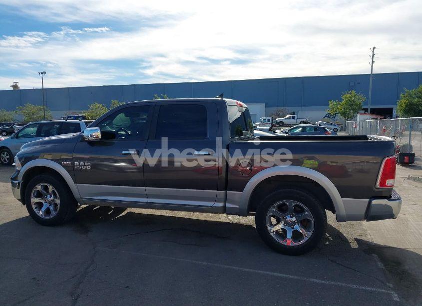 Photo 14 of 2017 Ram 1500 LARAMIE 4X4 5'7 BOX (VIN 1C6RR7NT2HS815929)