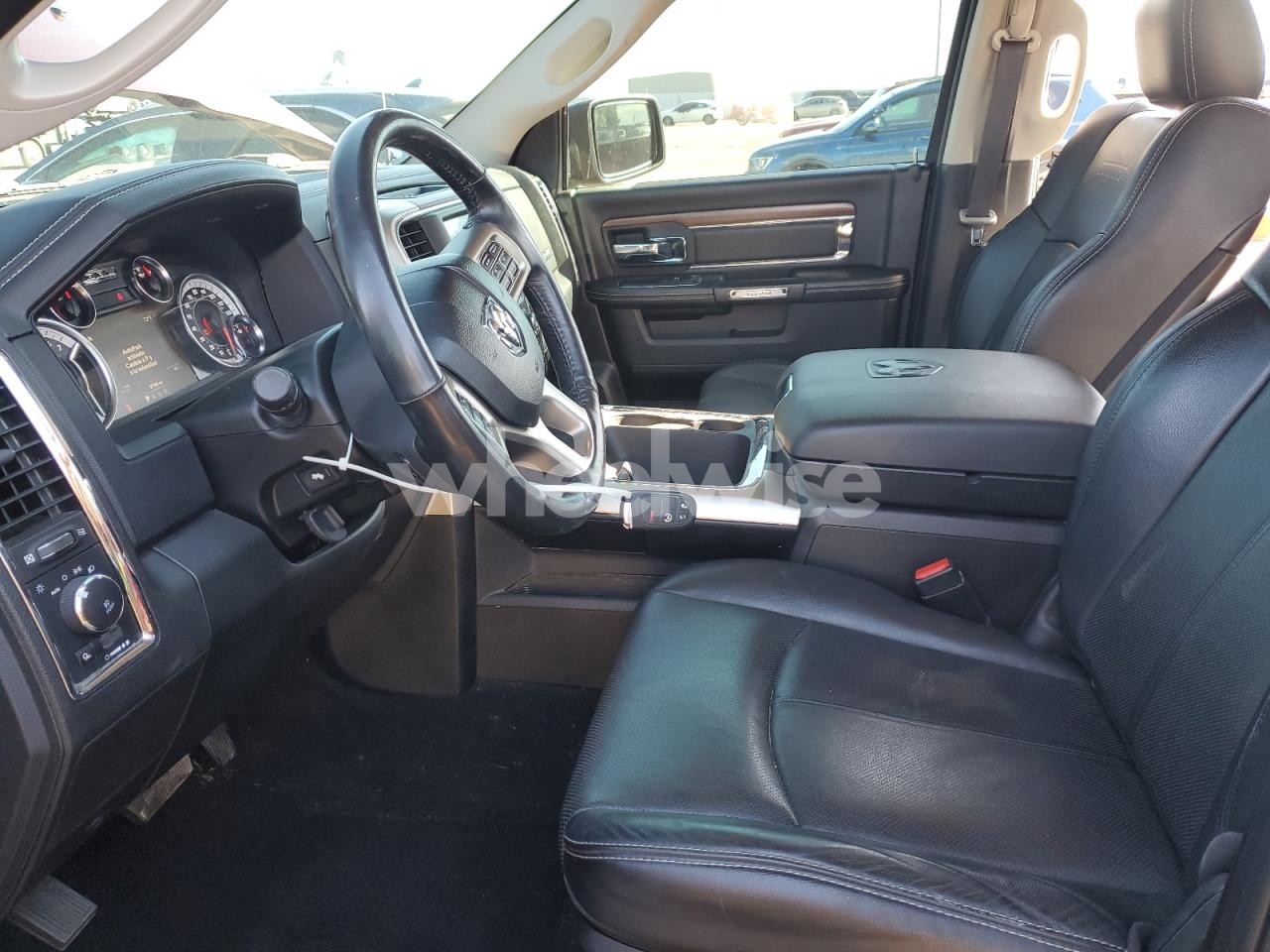 Photo 7 of 2018 RAM 1500 LARAMIE (VIN 1C6RR7NT2JS197095)