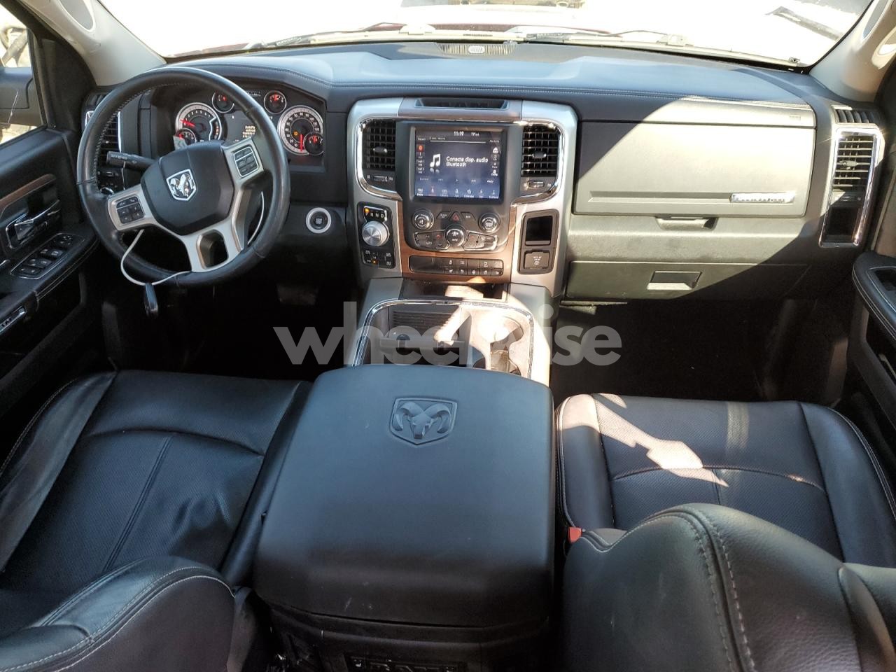 Photo 8 of 2018 RAM 1500 LARAMIE (VIN 1C6RR7NT2JS197095)