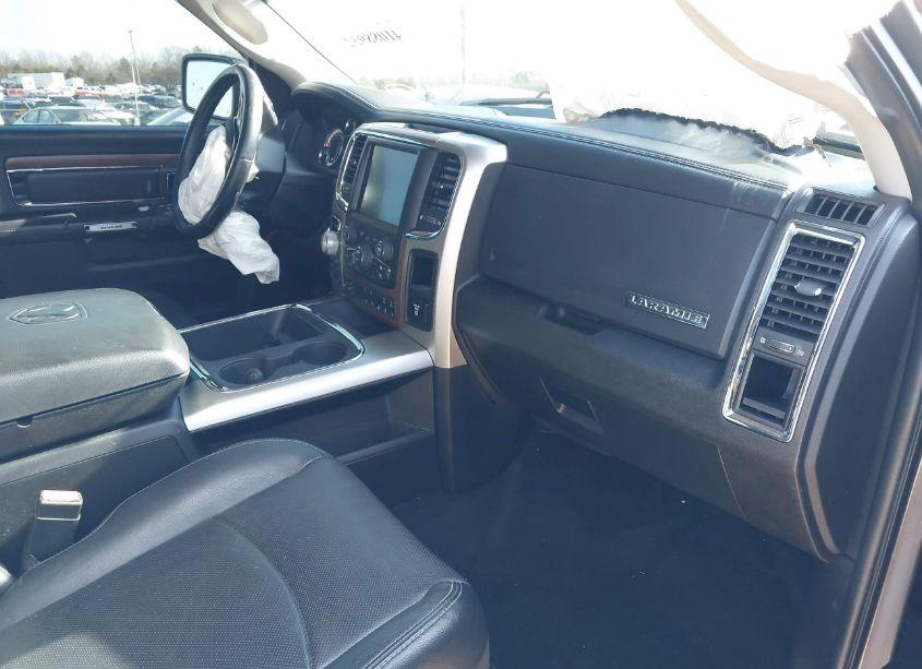 Photo 5 of 2016 Ram 1500 LARAMIE (VIN 1C6RR7NT3GS408717)