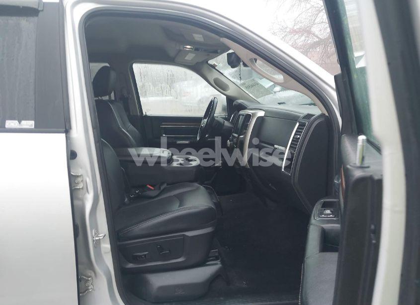 Photo 5 of 2016 Ram 1500 LARAMIE (VIN 1C6RR7NT4GS229344)