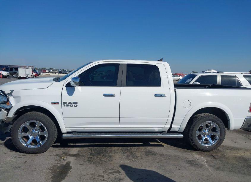 Photo 14 of 2017 Ram 1500 LARAMIE 4X4 5'7 BOX (VIN 1C6RR7NT4HS780701)