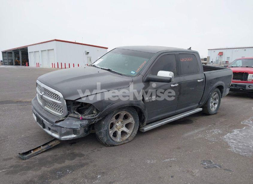 Photo 6 of 2018 Ram 1500 LARAMIE 4X4 5'7 BOX (VIN 1C6RR7NT4JS104576)