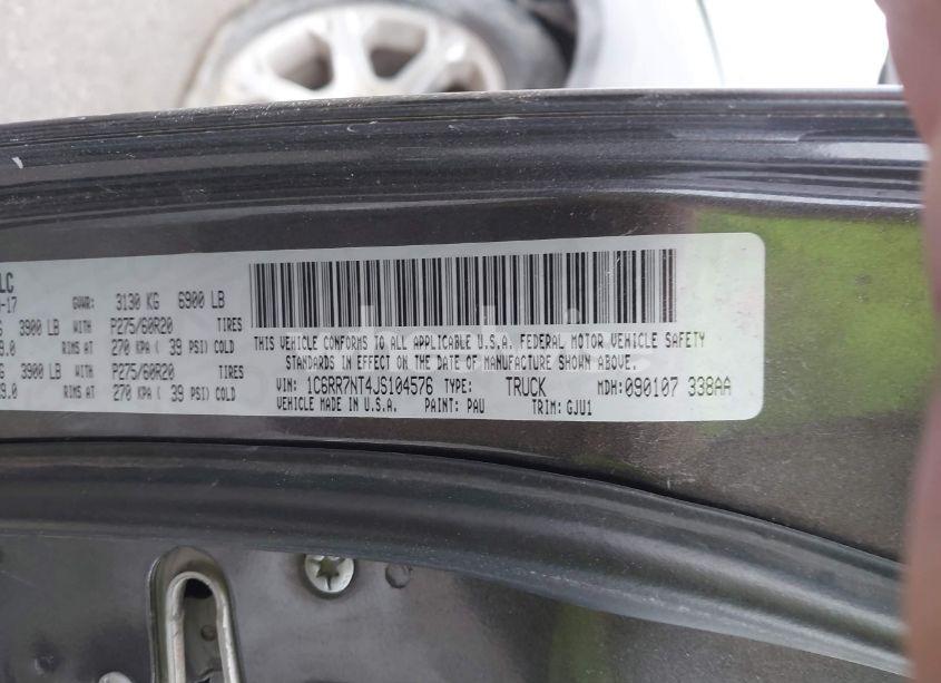 Photo 9 of 2018 Ram 1500 LARAMIE 4X4 5'7 BOX (VIN 1C6RR7NT4JS104576)