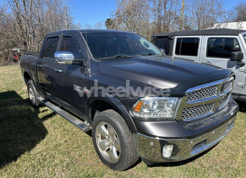 2014 Ram 1500 (VIN 1C6RR7NT5ES300676) main photo