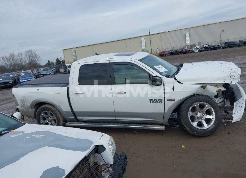Photo 13 of 2015 Ram 1500 LARAMIE (VIN 1C6RR7NT5FS599507)