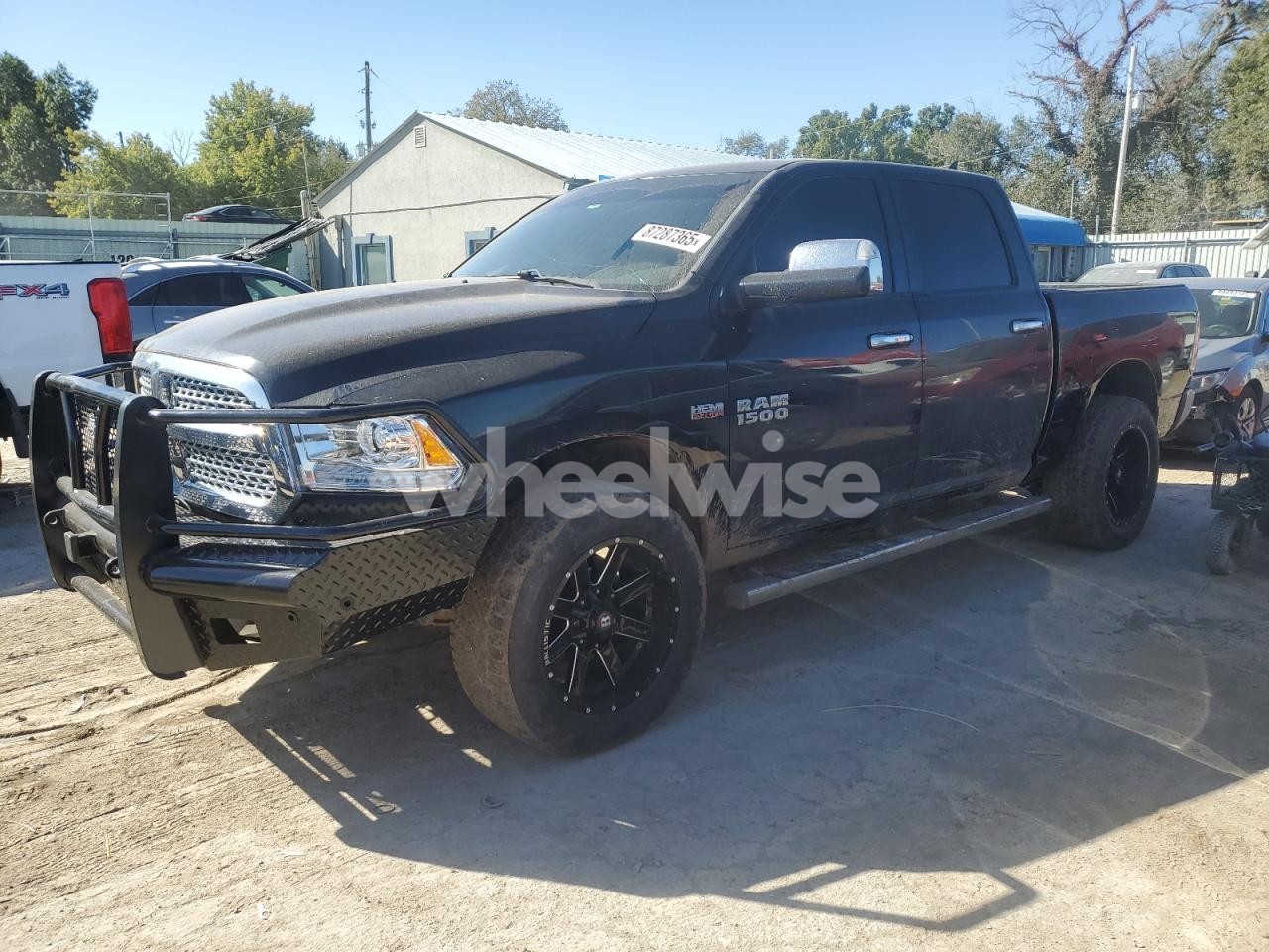 2016 RAM 1500 LARAMIE (VIN 1C6RR7NT5GS261106) main photo