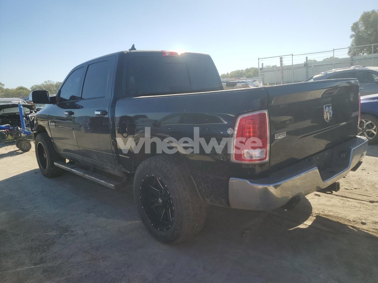 Photo 2 of 2016 RAM 1500 LARAMIE (VIN 1C6RR7NT5GS261106)