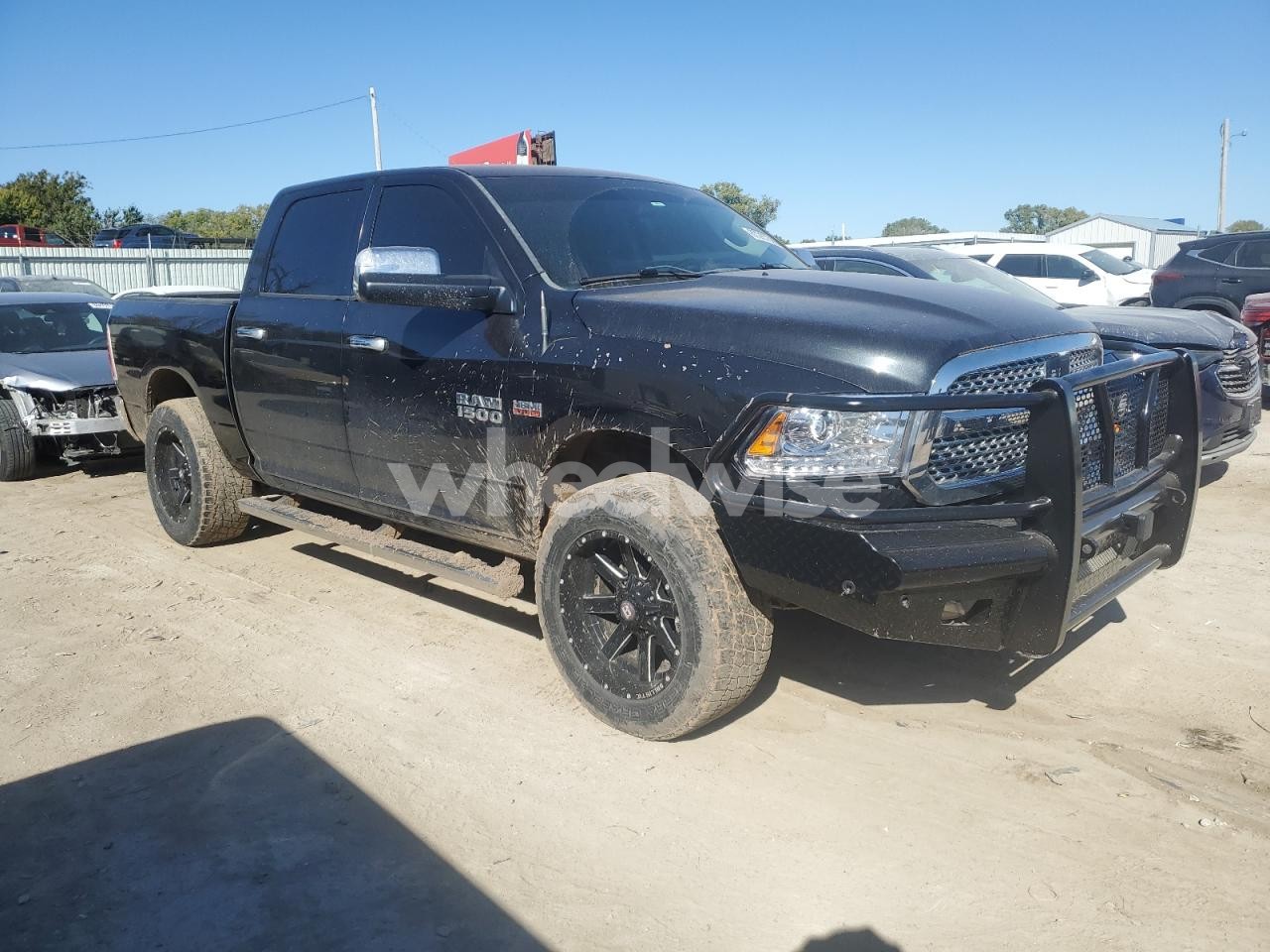 Photo 4 of 2016 RAM 1500 LARAMIE (VIN 1C6RR7NT5GS261106)