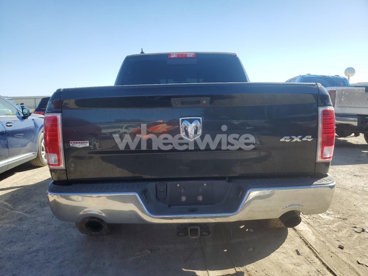 Photo 6 of 2016 RAM 1500 LARAMIE (VIN 1C6RR7NT5GS261106)