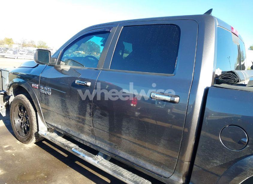Photo 14 of 2016 Ram 1500 LARAMIE (VIN 1C6RR7NT6GS282093)