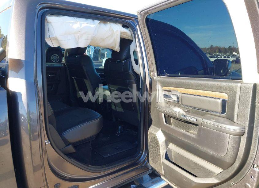 Photo 8 of 2016 Ram 1500 LARAMIE (VIN 1C6RR7NT6GS282093)