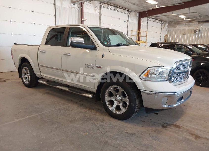 2017 Ram 1500 LARAMIE 4X4 5'7 BOX (VIN 1C6RR7NT6HS572805) main photo