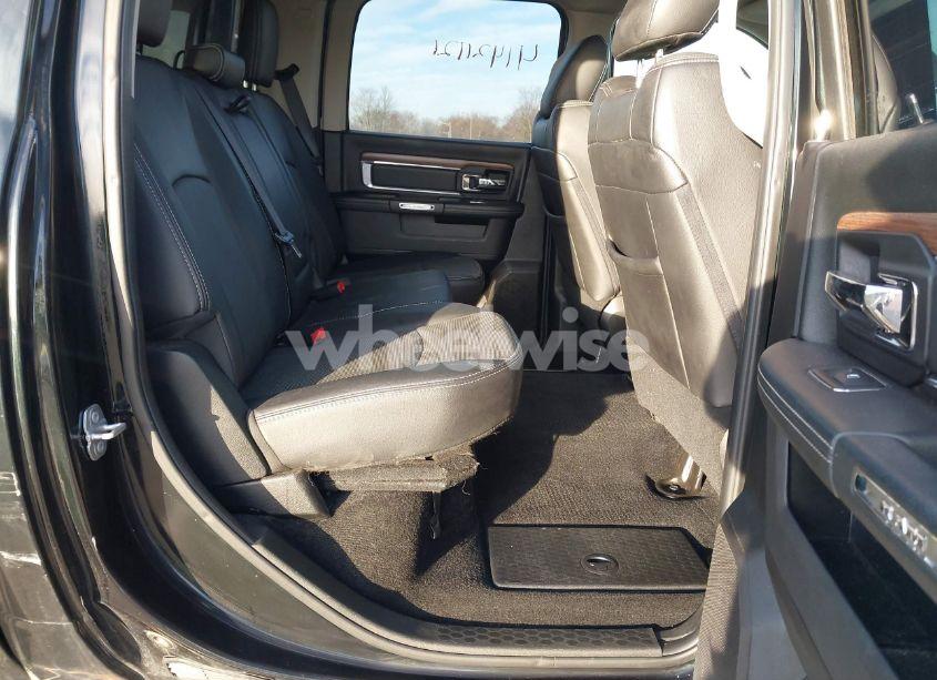 Photo 8 of 2017 Ram 1500 LARAMIE 4X4 5'7 BOX (VIN 1C6RR7NT6HS642352)