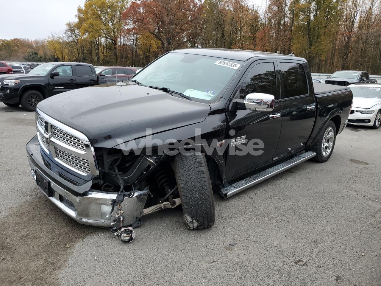 2017 RAM 1500 LARAMIE (VIN 1C6RR7NT7HS635524) main photo