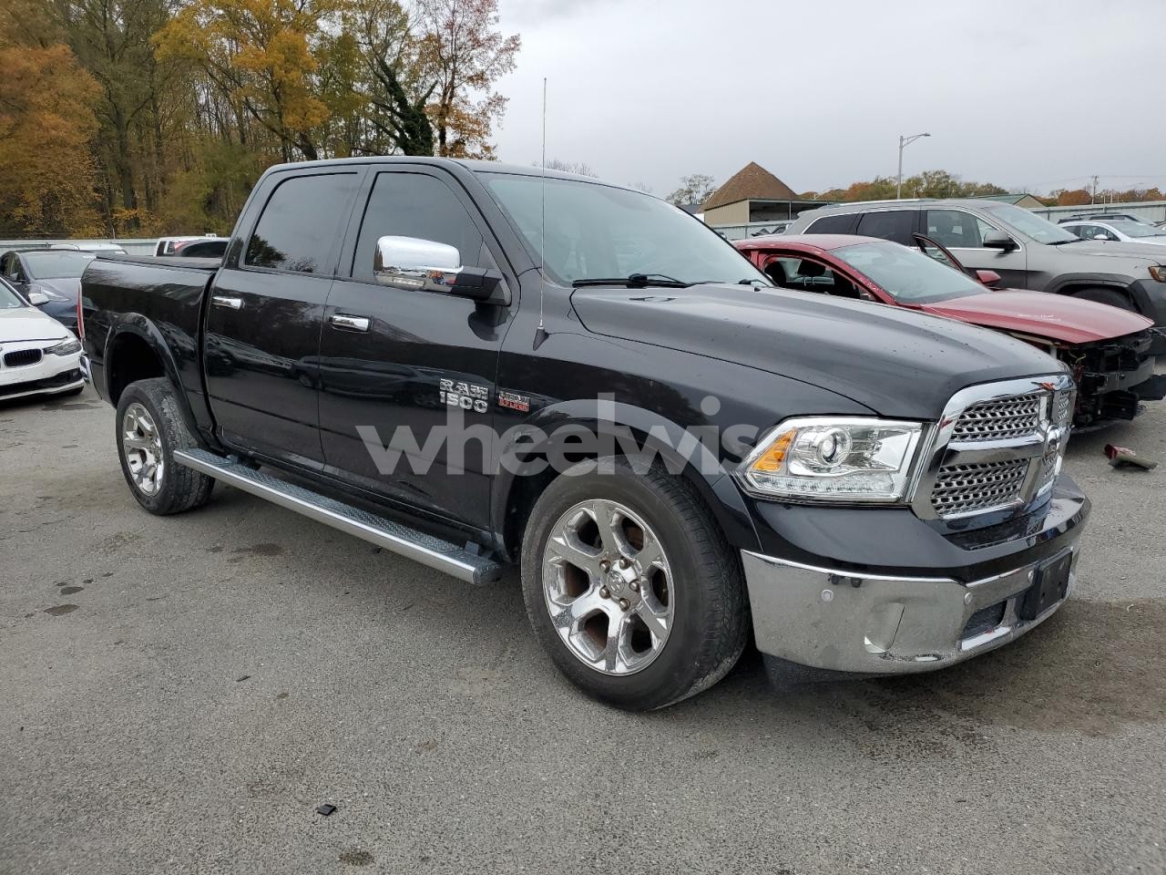 Photo 4 of 2017 RAM 1500 LARAMIE (VIN 1C6RR7NT7HS635524)