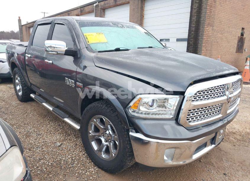 2015 Ram 1500 LARAMIE (VIN 1C6RR7NT8FS632919) main photo