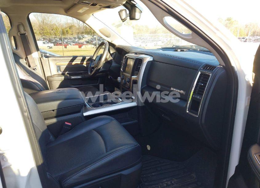 Photo 5 of 2016 Ram 1500 LARAMIE (VIN 1C6RR7NT8GS399318)